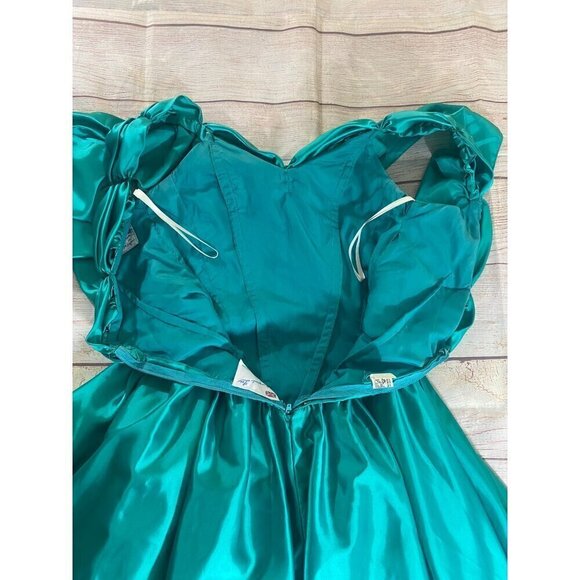 Margaret Lee Women's Where The Future belong Princess Style Custom Dress - 10 - Picture 15 of 17